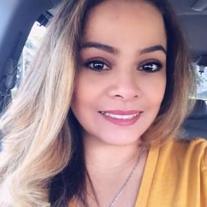 Meet your Posher, Lorena